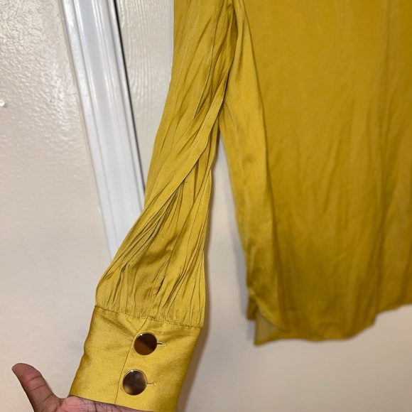 Loft Satin Feel Blouse - Picture 4 of 9